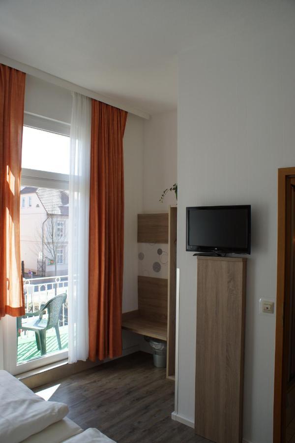 Landhaus Knoetel 루드빅스루스트 외부 사진